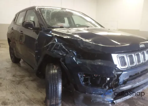 2019 Jeep Compass Sport 4X4 z USA, uszkodzony, nr VIN 3C4NJDAB8KT638920